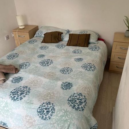 Double Room With Shared Facilities London Exterior photo